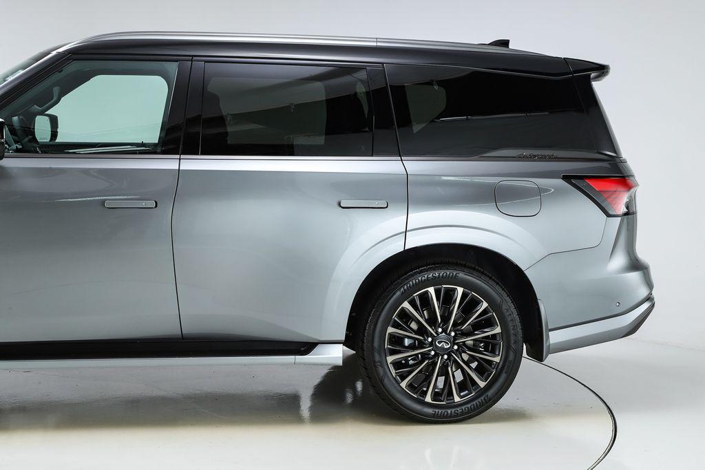 new 2026 INFINITI QX80 car, priced at $116,655