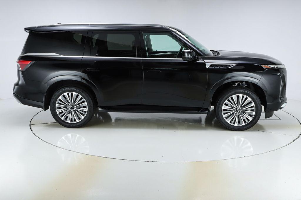 new 2026 INFINITI QX80 car, priced at $97,580