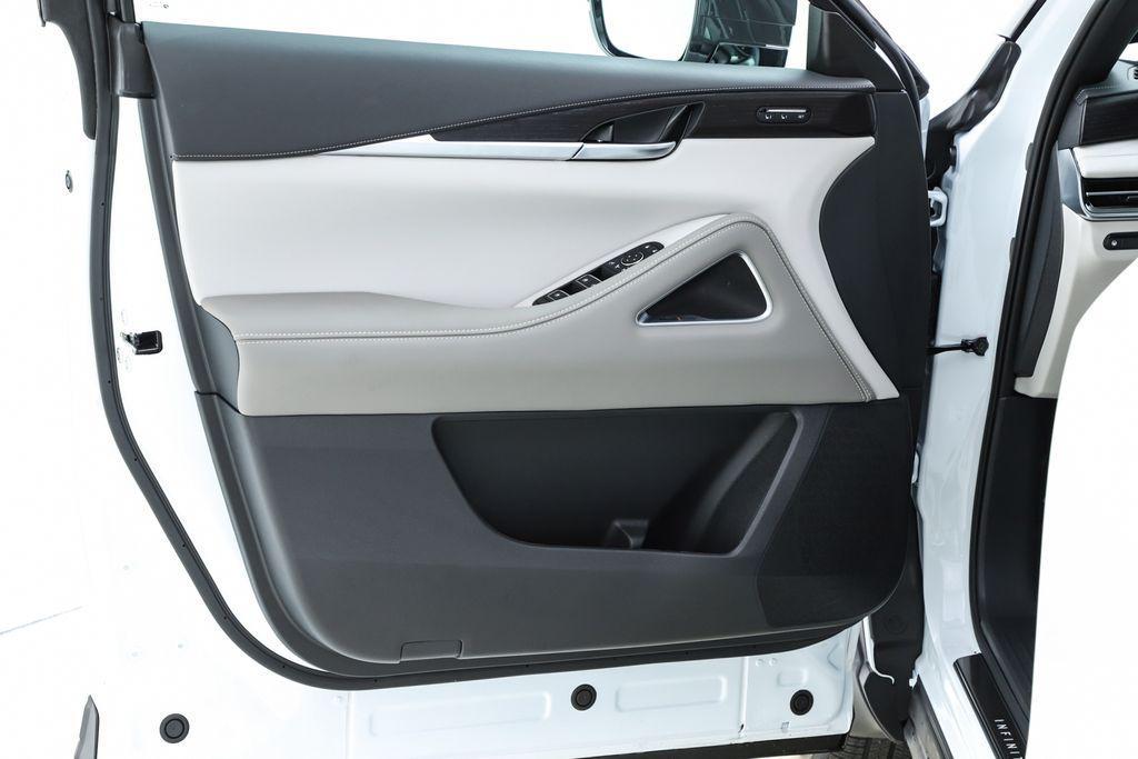 new 2026 INFINITI QX60 car, priced at $71,725