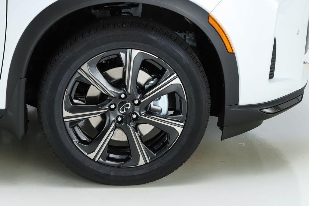 new 2026 INFINITI QX60 car, priced at $71,725