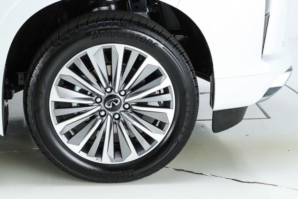 new 2026 INFINITI QX80 car, priced at $98,480