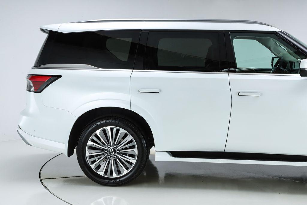 new 2026 INFINITI QX80 car, priced at $98,480