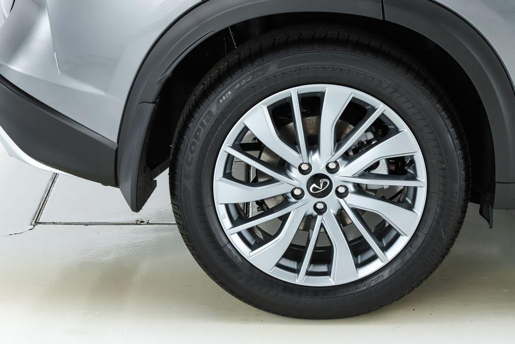 new 2025 INFINITI QX50 car, priced at $48,370