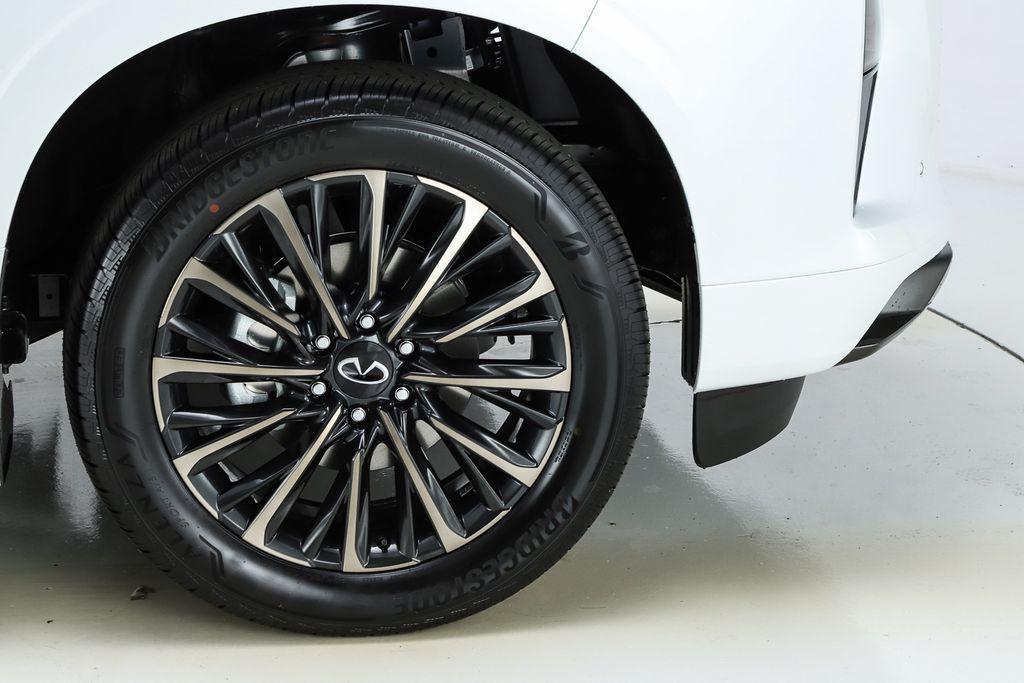 new 2026 INFINITI QX80 car, priced at $116,860