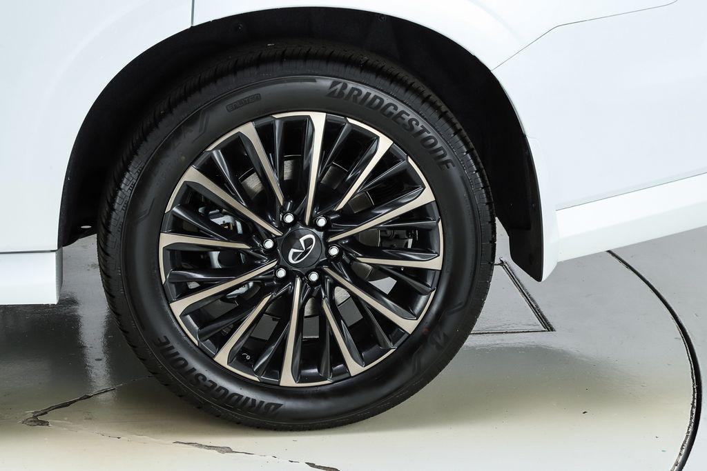 new 2026 INFINITI QX80 car, priced at $116,860