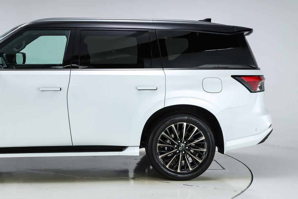 new 2026 INFINITI QX80 car, priced at $116,860