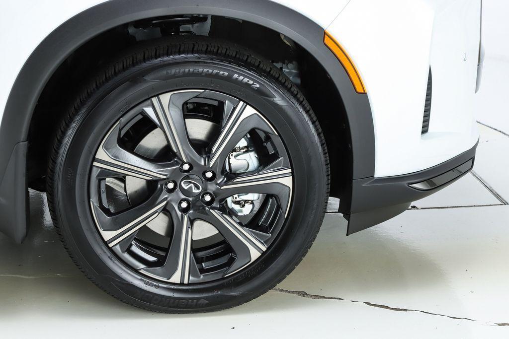 new 2026 INFINITI QX60 car, priced at $71,725