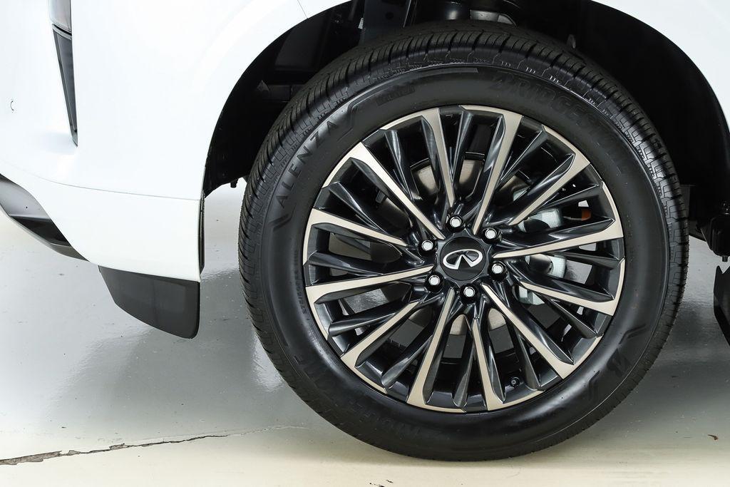 new 2026 INFINITI QX80 car, priced at $116,860