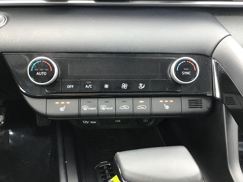 used 2022 Hyundai Elantra car, priced at $17,995