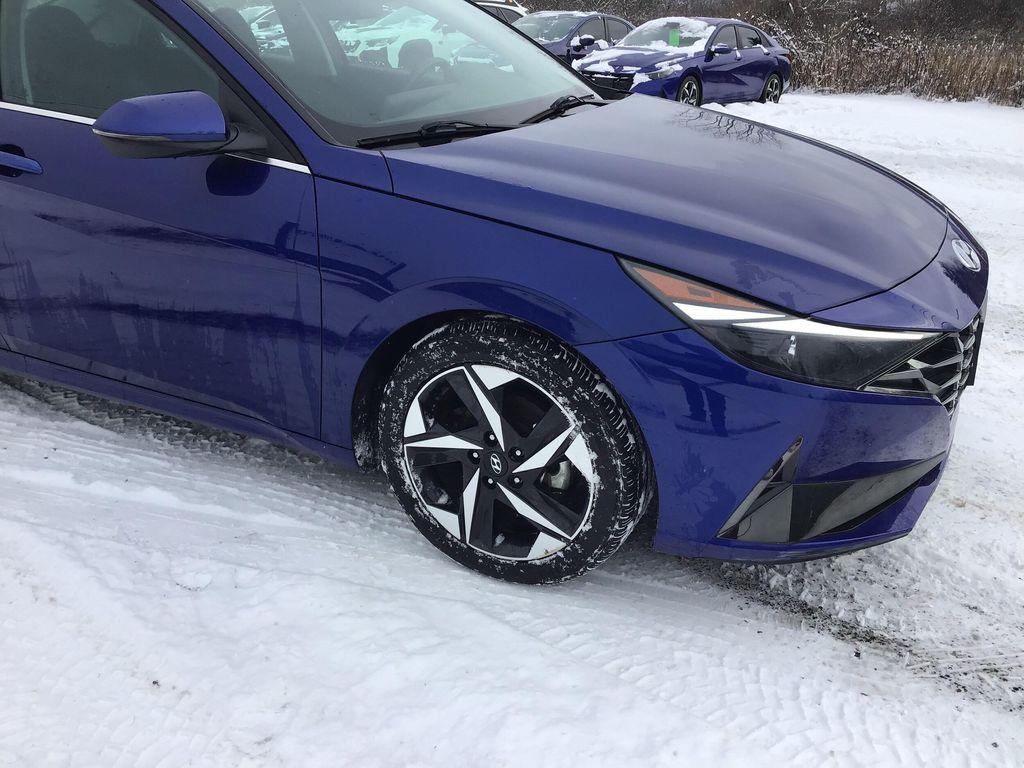 used 2022 Hyundai Elantra car, priced at $17,995