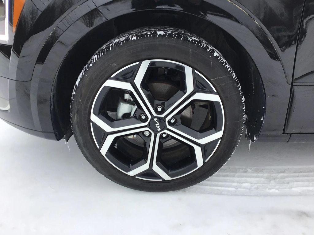 used 2023 Kia Niro car