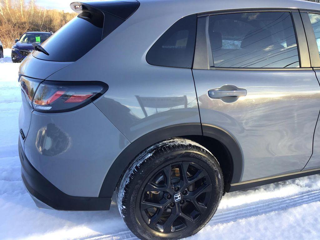 used 2025 Honda HR-V car, priced at $22,995