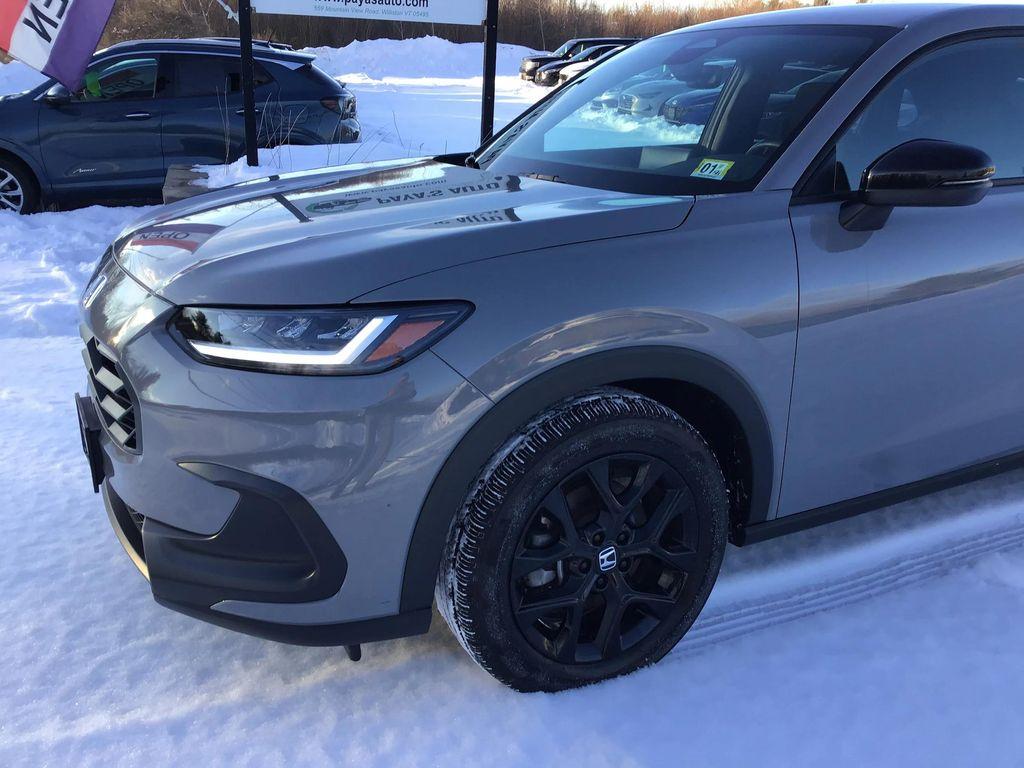used 2025 Honda HR-V car, priced at $22,995