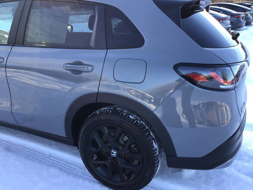 used 2025 Honda HR-V car, priced at $22,995