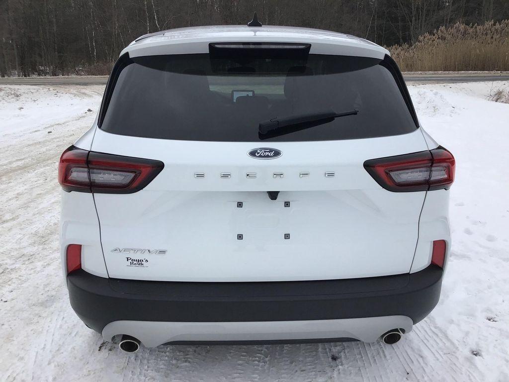 used 2024 Ford Escape car, priced at $18,995