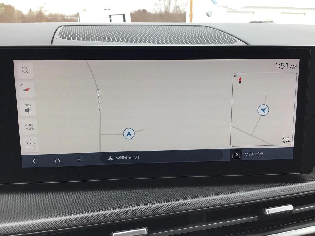 used 2025 Hyundai Santa Fe car, priced at $28,995