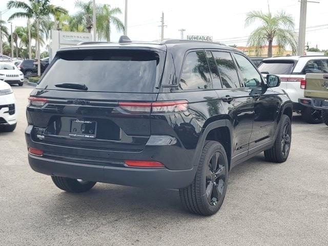 new 2025 Jeep Grand Cherokee car, priced at $44,371