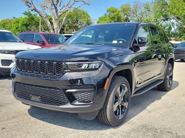 new 2024 Jeep Grand Cherokee car, priced at $37,950