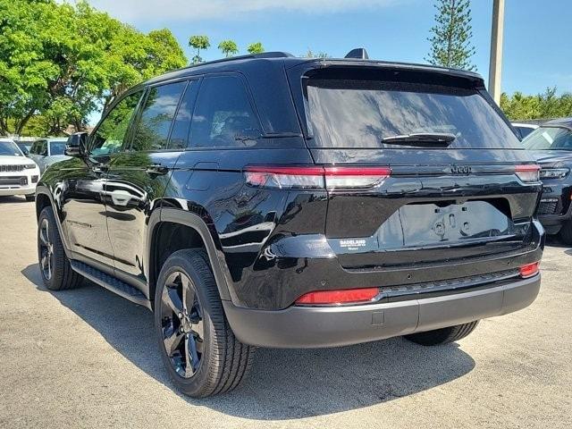 new 2024 Jeep Grand Cherokee car, priced at $39,036