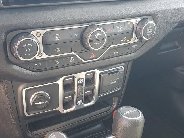 new 2026 Jeep Gladiator car, priced at $45,460