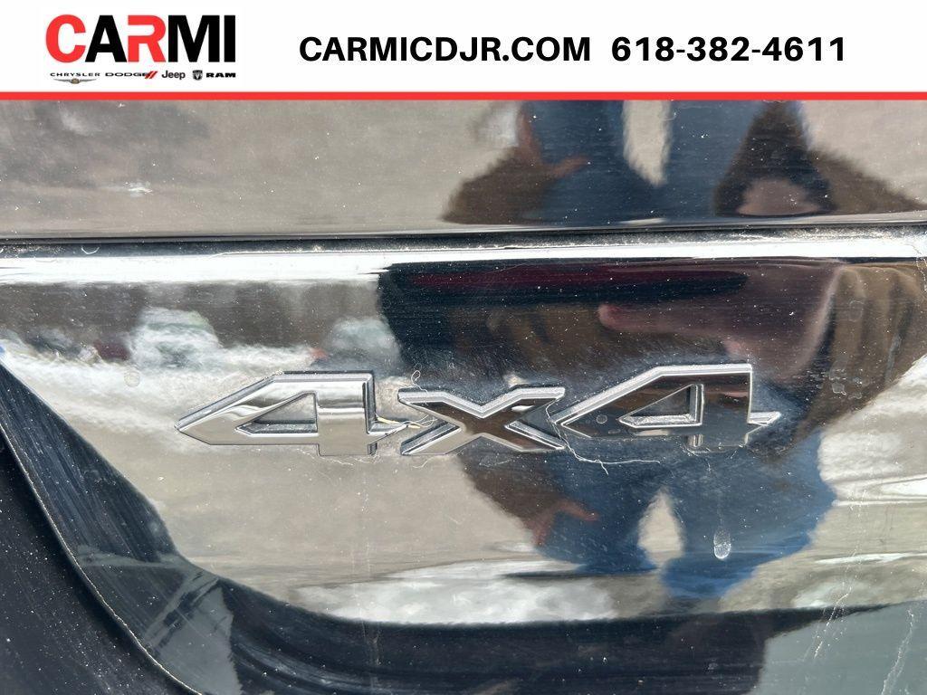 used 2025 Jeep Grand Cherokee car, priced at $36,995