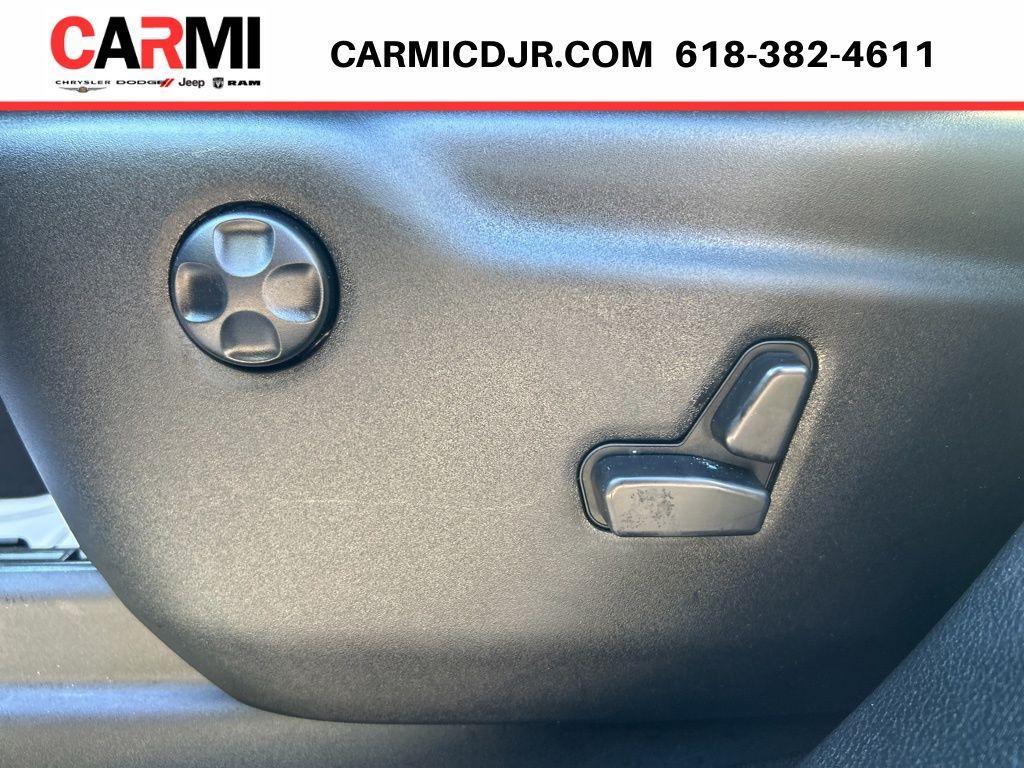 used 2025 Dodge Durango car, priced at $37,495