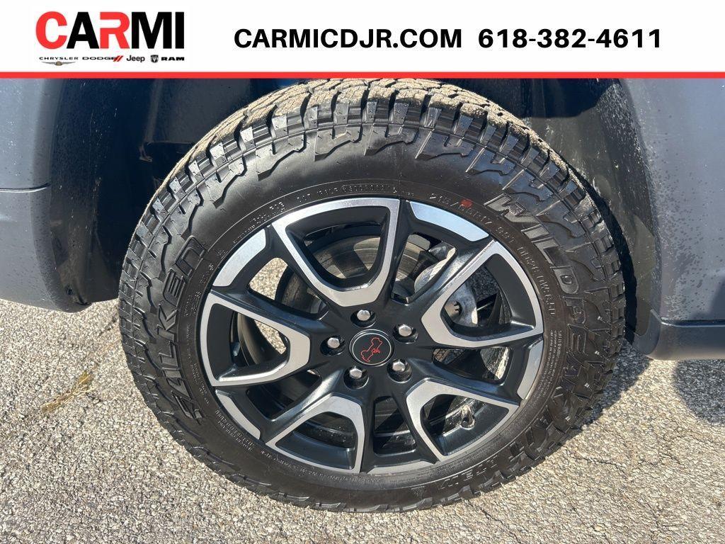 used 2025 Jeep Compass car, priced at $28,995