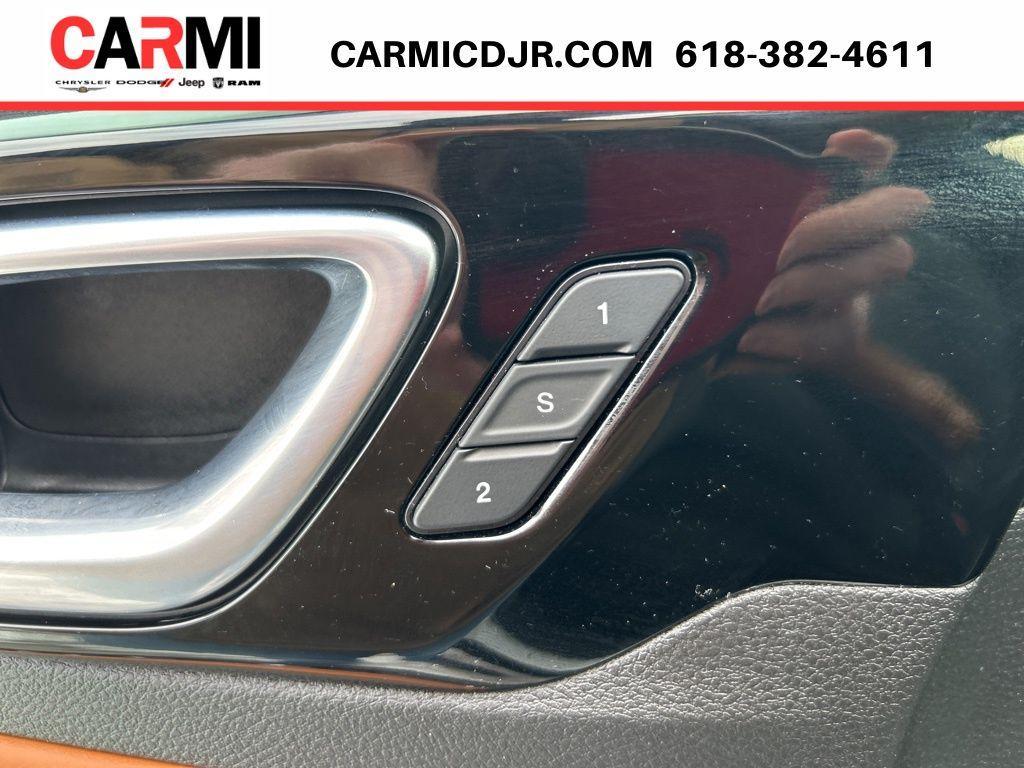 used 2025 Jeep Compass car, priced at $28,495