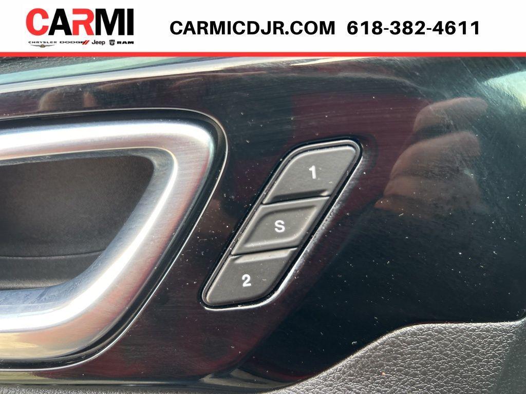 used 2025 Jeep Compass car, priced at $27,995