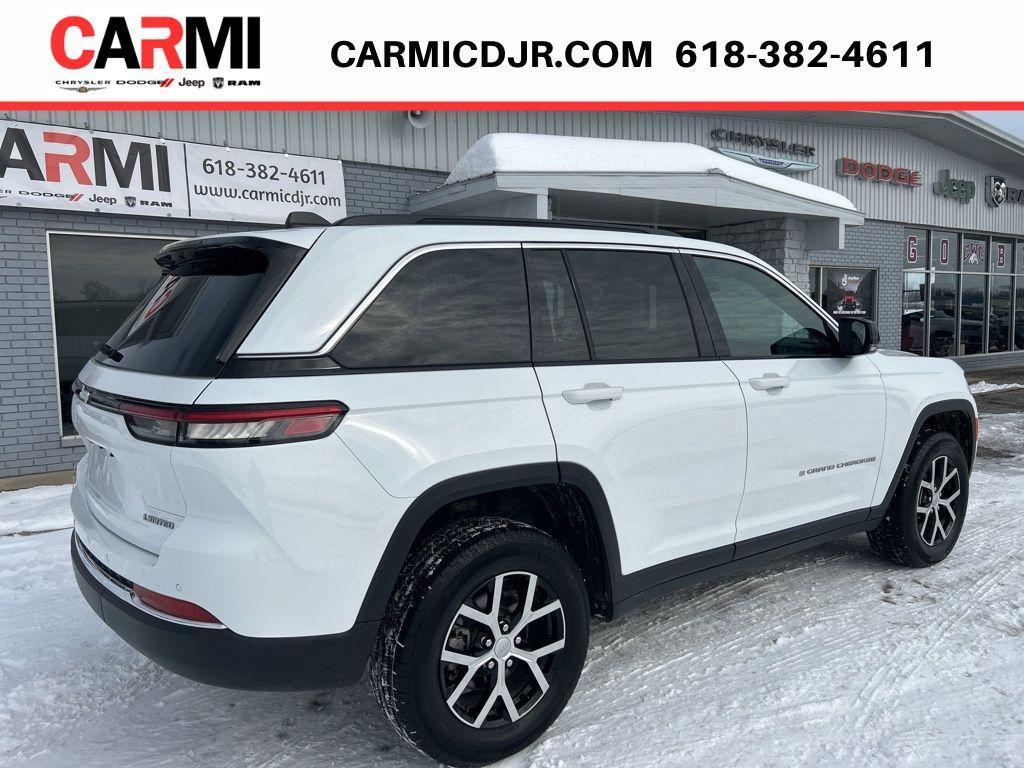 used 2025 Jeep Grand Cherokee car, priced at $40,995