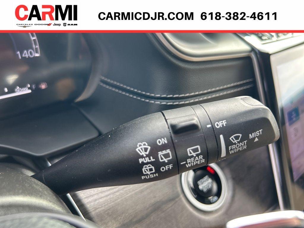 used 2025 Jeep Grand Cherokee car, priced at $40,995