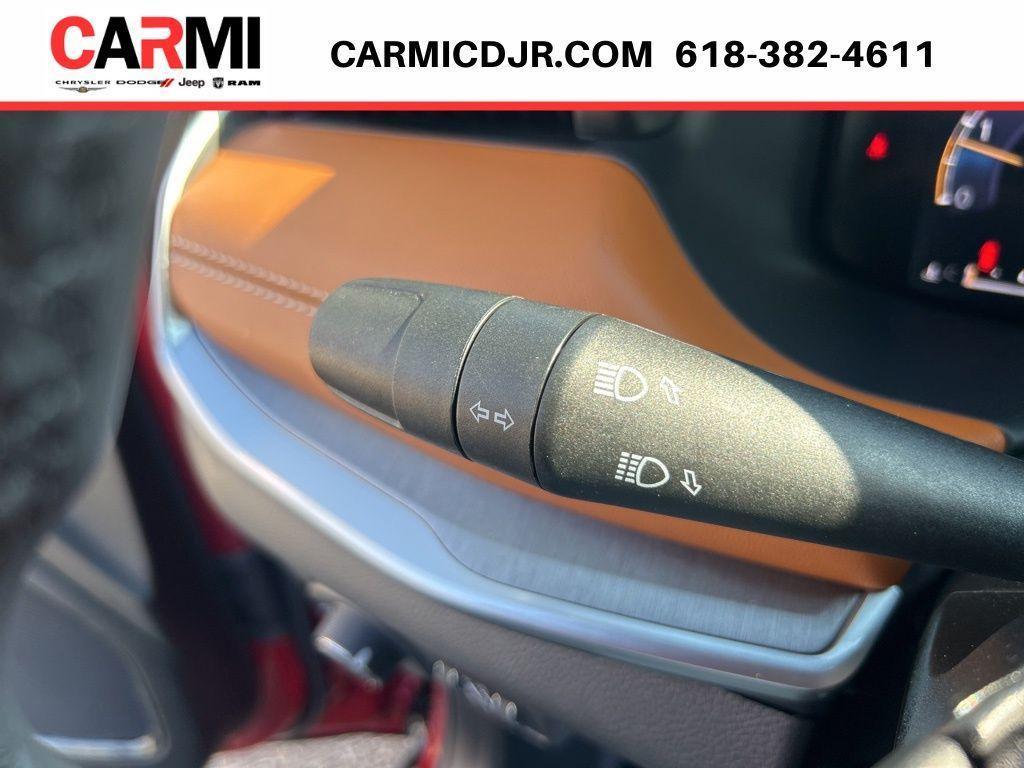 used 2025 Jeep Compass car, priced at $29,995