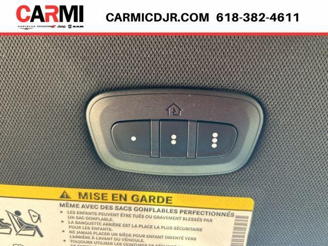 new 2025 Chrysler Pacifica car, priced at $47,815