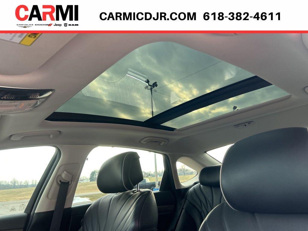 used 2021 Genesis G80 car, priced at $31,990