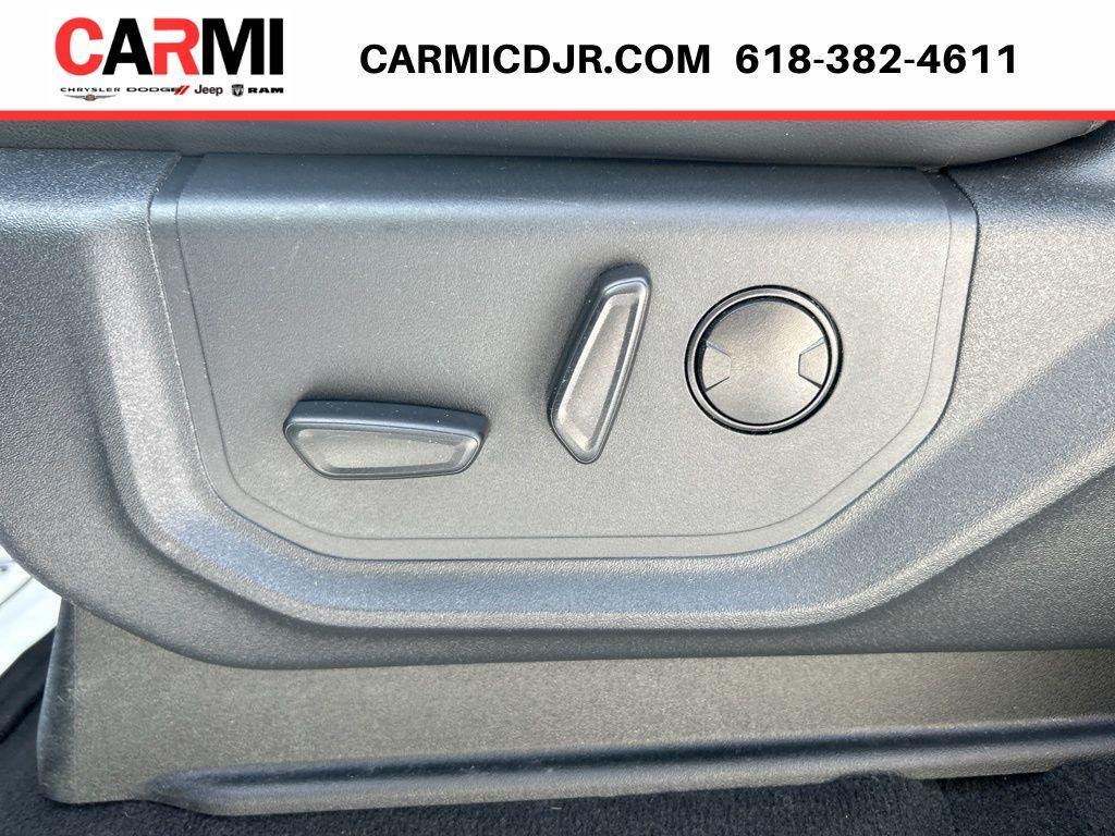 used 2024 Ford Expedition car, priced at $43,495