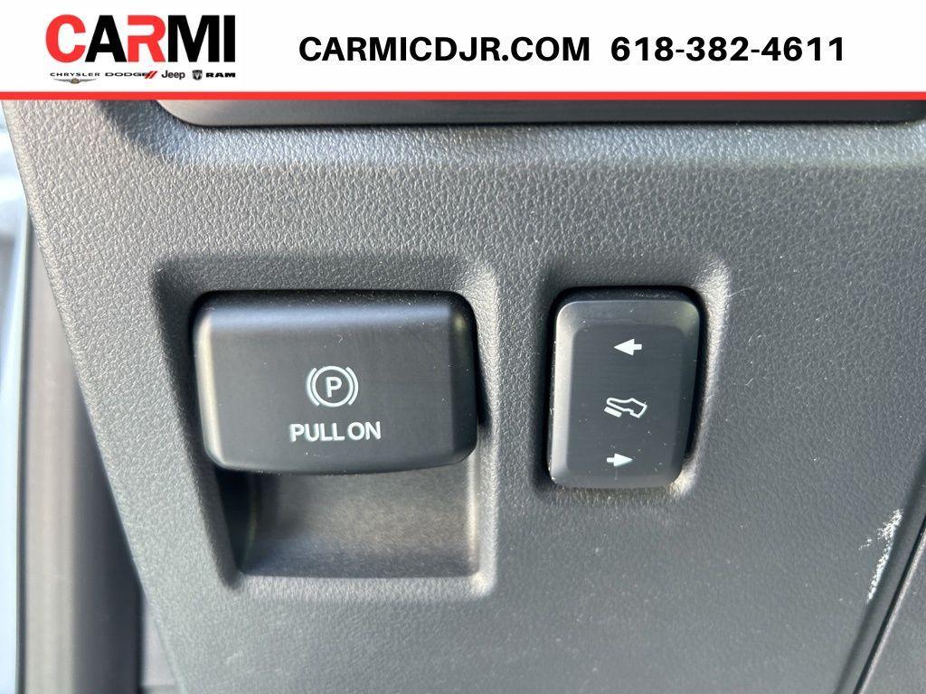 used 2024 Ford Expedition car, priced at $43,495