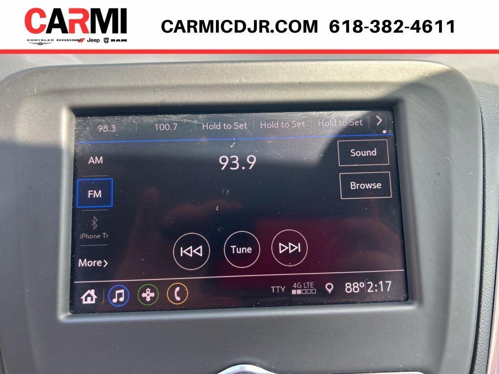used 2020 Chevrolet Equinox car, priced at $15,995