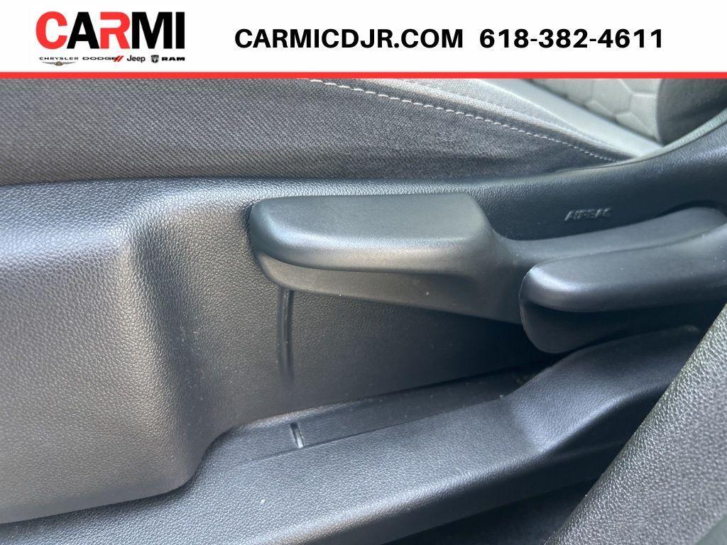 used 2020 Chevrolet Equinox car, priced at $15,995