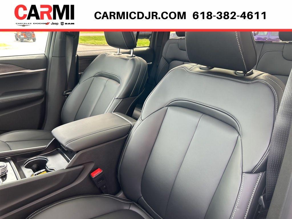 new 2026 Jeep Grand Cherokee car, priced at $47,511