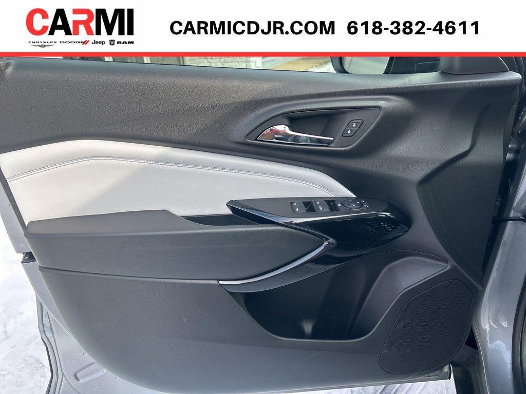 used 2025 Chevrolet Trax car, priced at $22,495