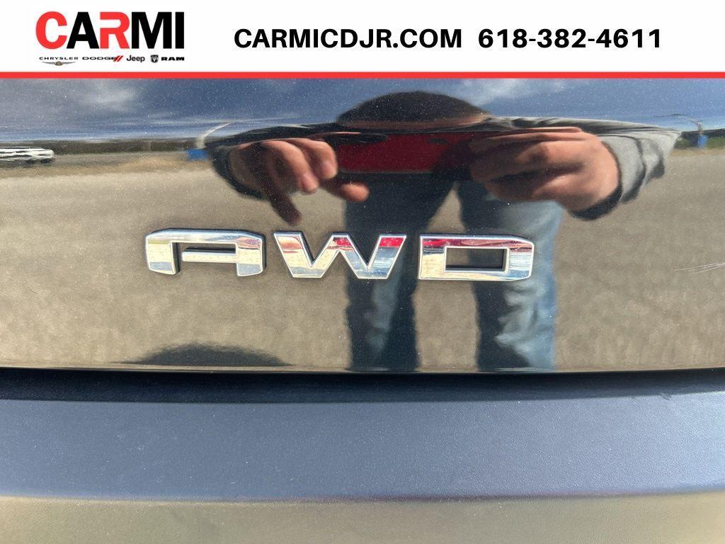 used 2022 GMC Acadia car, priced at $25,995