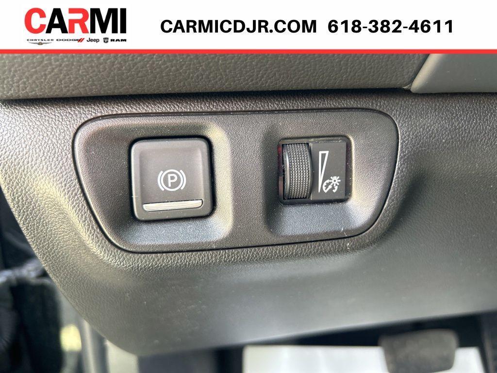 used 2022 GMC Acadia car, priced at $25,995