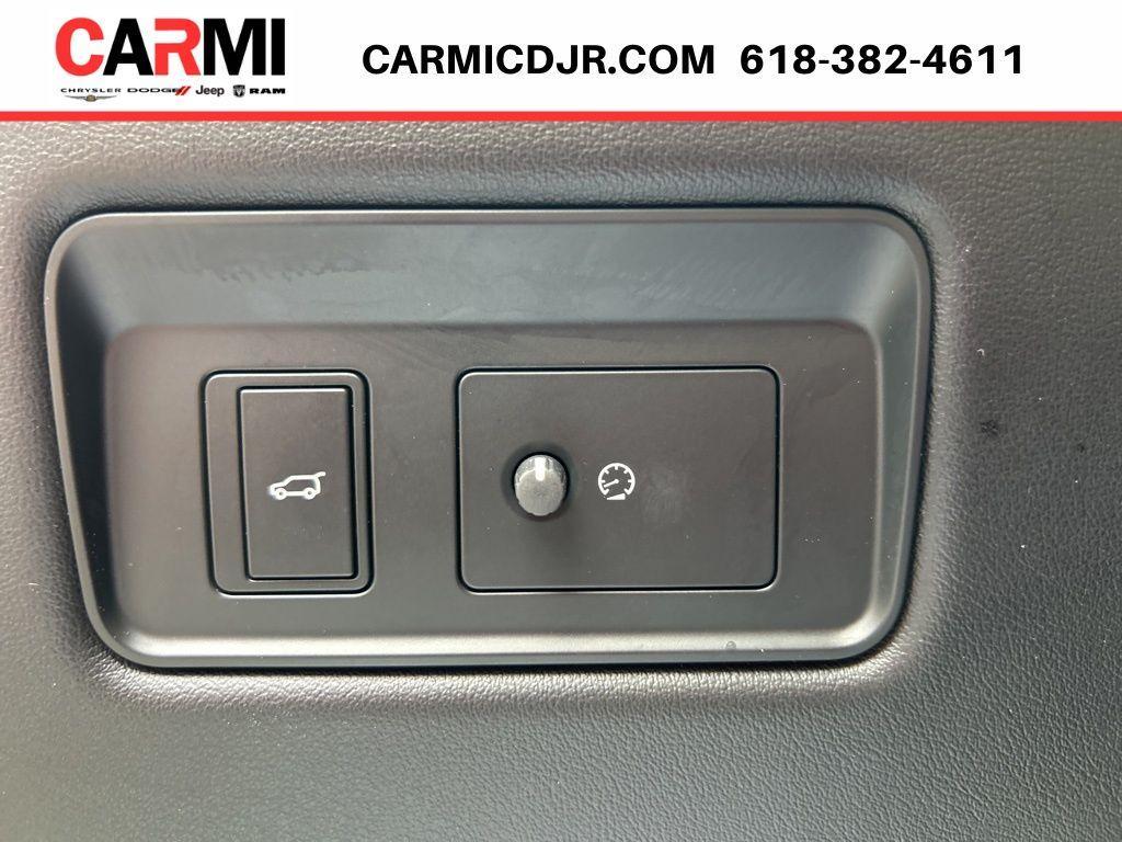 used 2020 Land Rover Range Rover Sport car, priced at $29,995