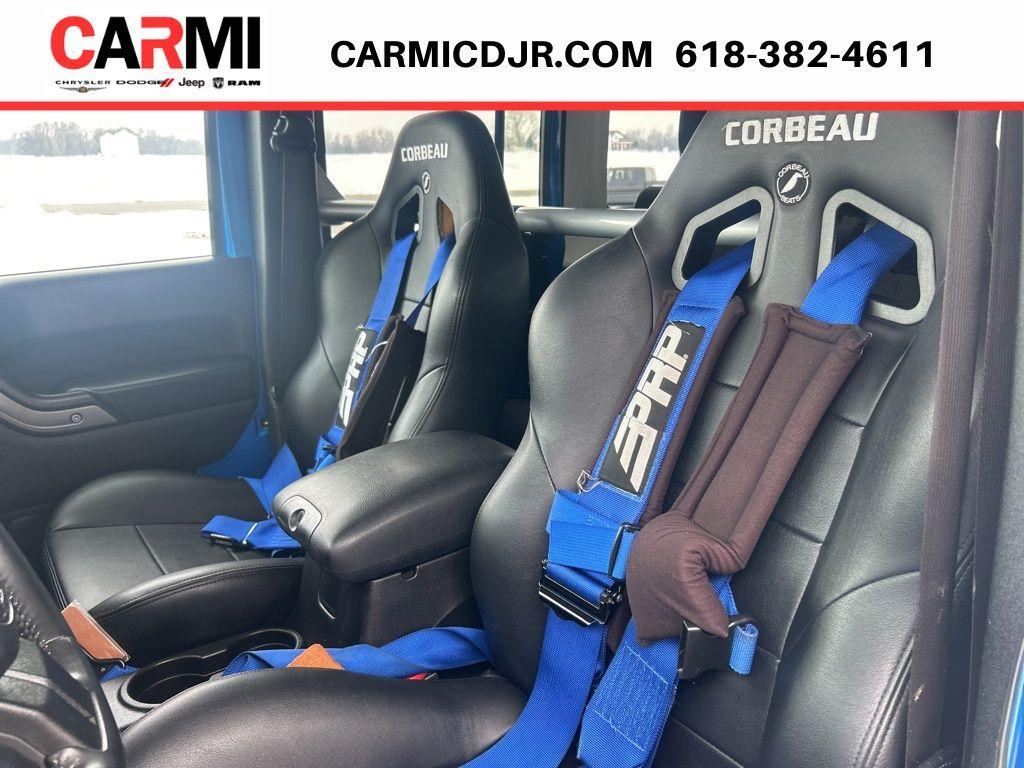 used 2015 Jeep Wrangler Unlimited car, priced at $19,995