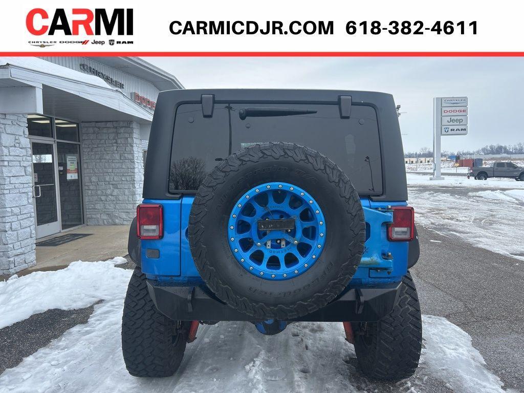 used 2015 Jeep Wrangler Unlimited car, priced at $19,995
