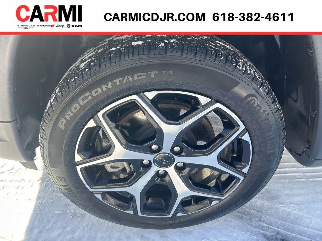 used 2025 Jeep Compass car, priced at $25,995