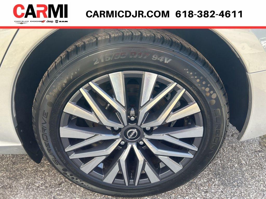 used 2023 Nissan Altima car, priced at $19,995