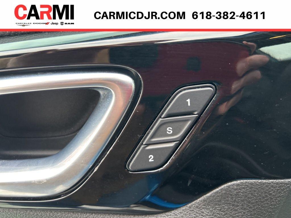 used 2025 Jeep Compass car, priced at $28,495