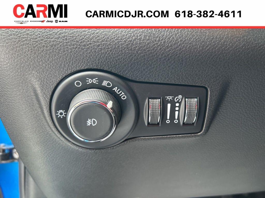 used 2025 Jeep Compass car, priced at $28,495