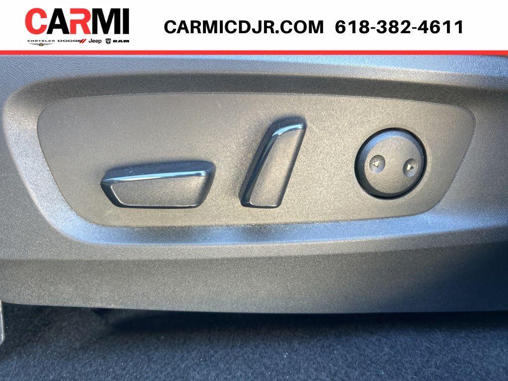 used 2022 Nissan Pathfinder car, priced at $35,495